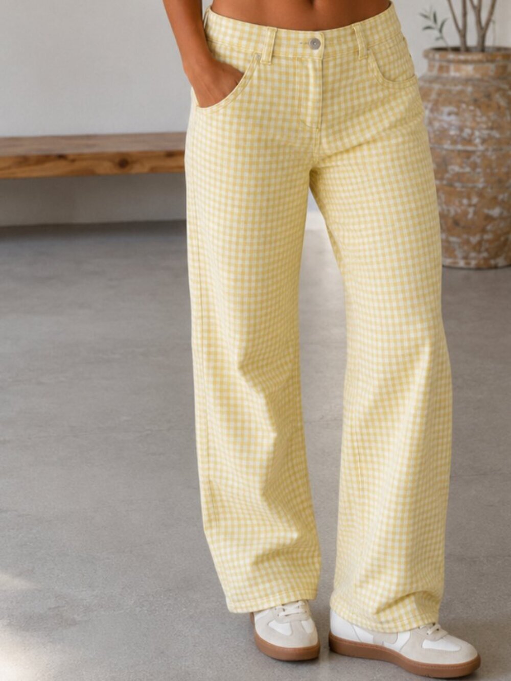 Hollister high rise xsmall yellow plaid pants